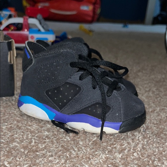Toddler Jordan 6 Retro 